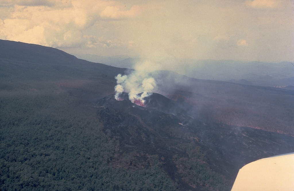 Volcano photo slideshow