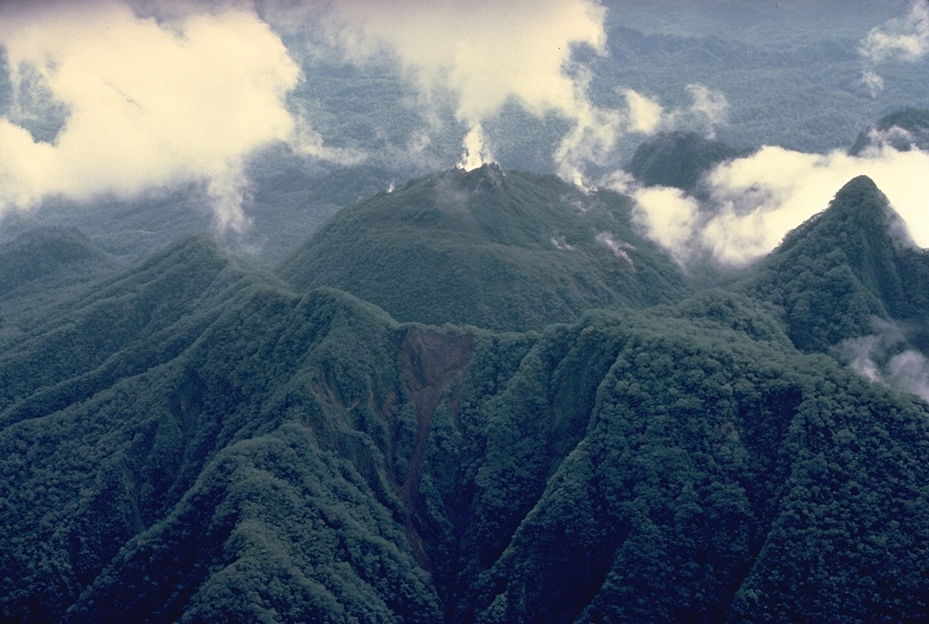 Volcano photo slideshow