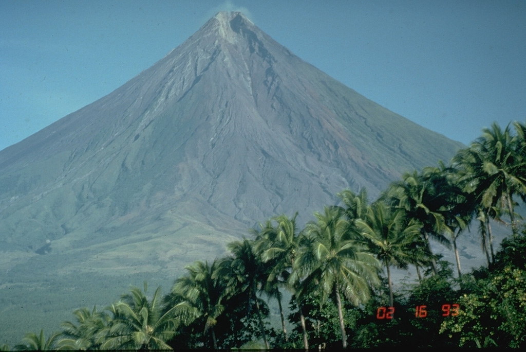 Volcano photo slideshow