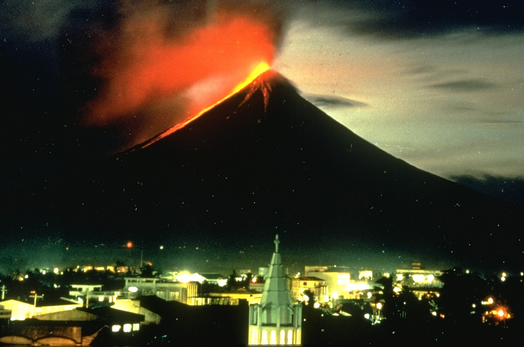 Volcano photo slideshow