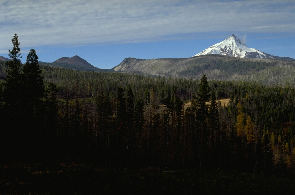 Volcano photo slideshow