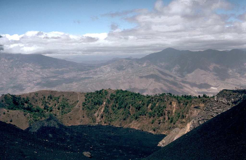 Volcano photo slideshow