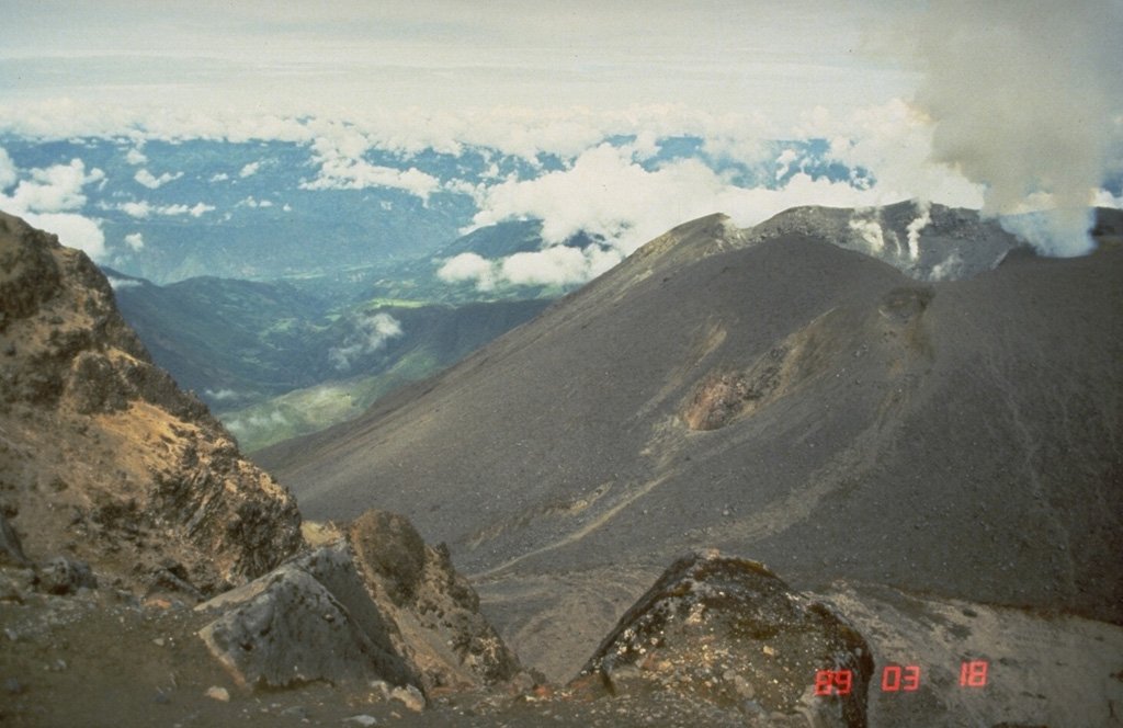 Volcano photo slideshow