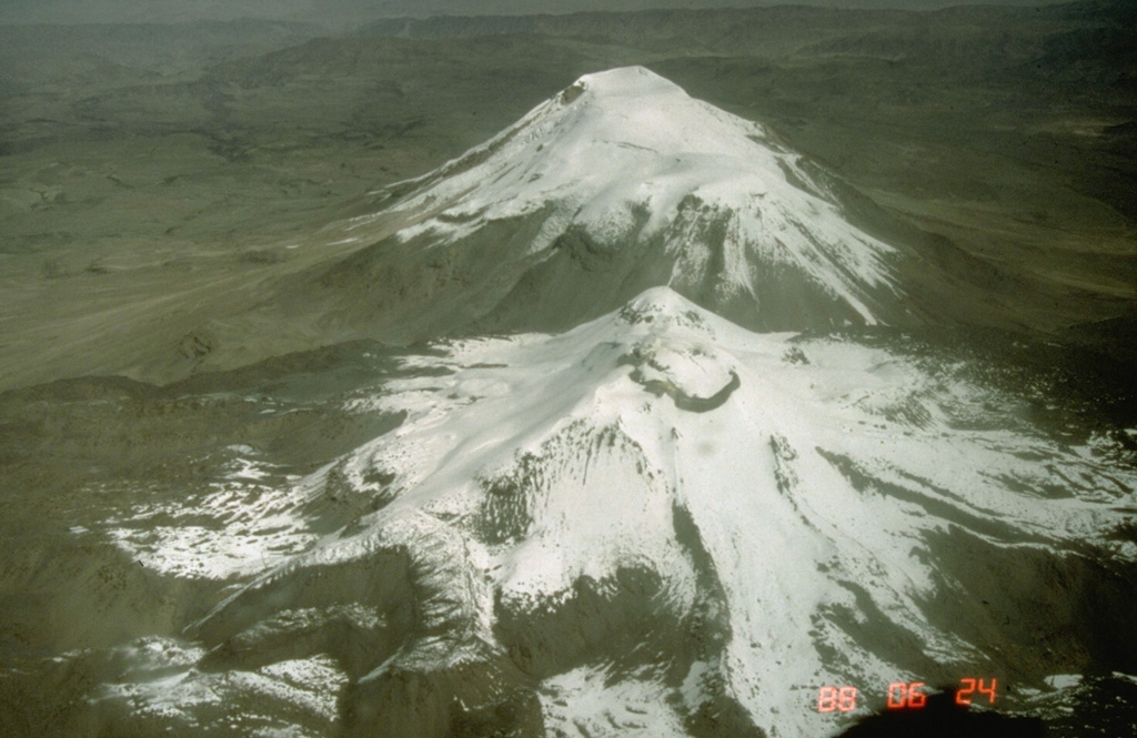 Volcano photo slideshow