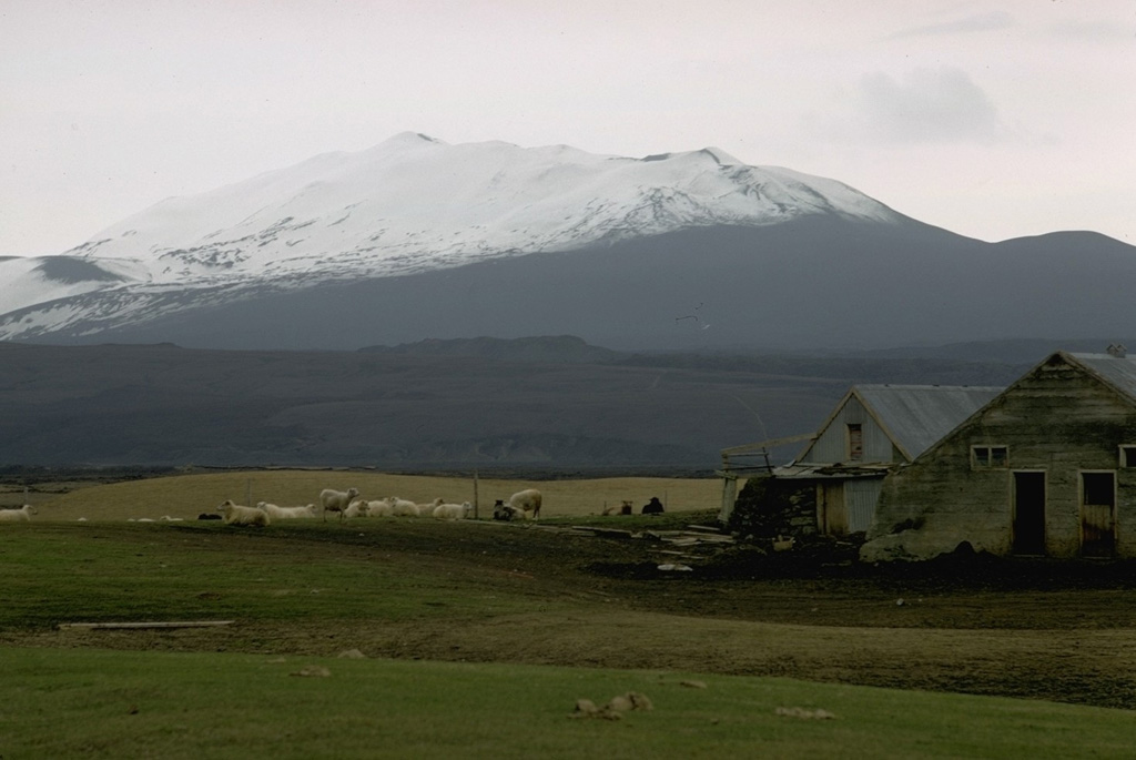 Volcano photo slideshow